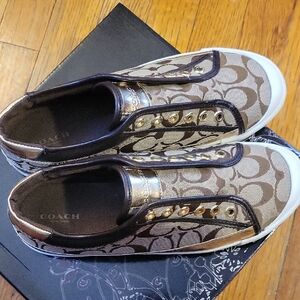 Coach Women's Brown and Gold Patterned Sneakers